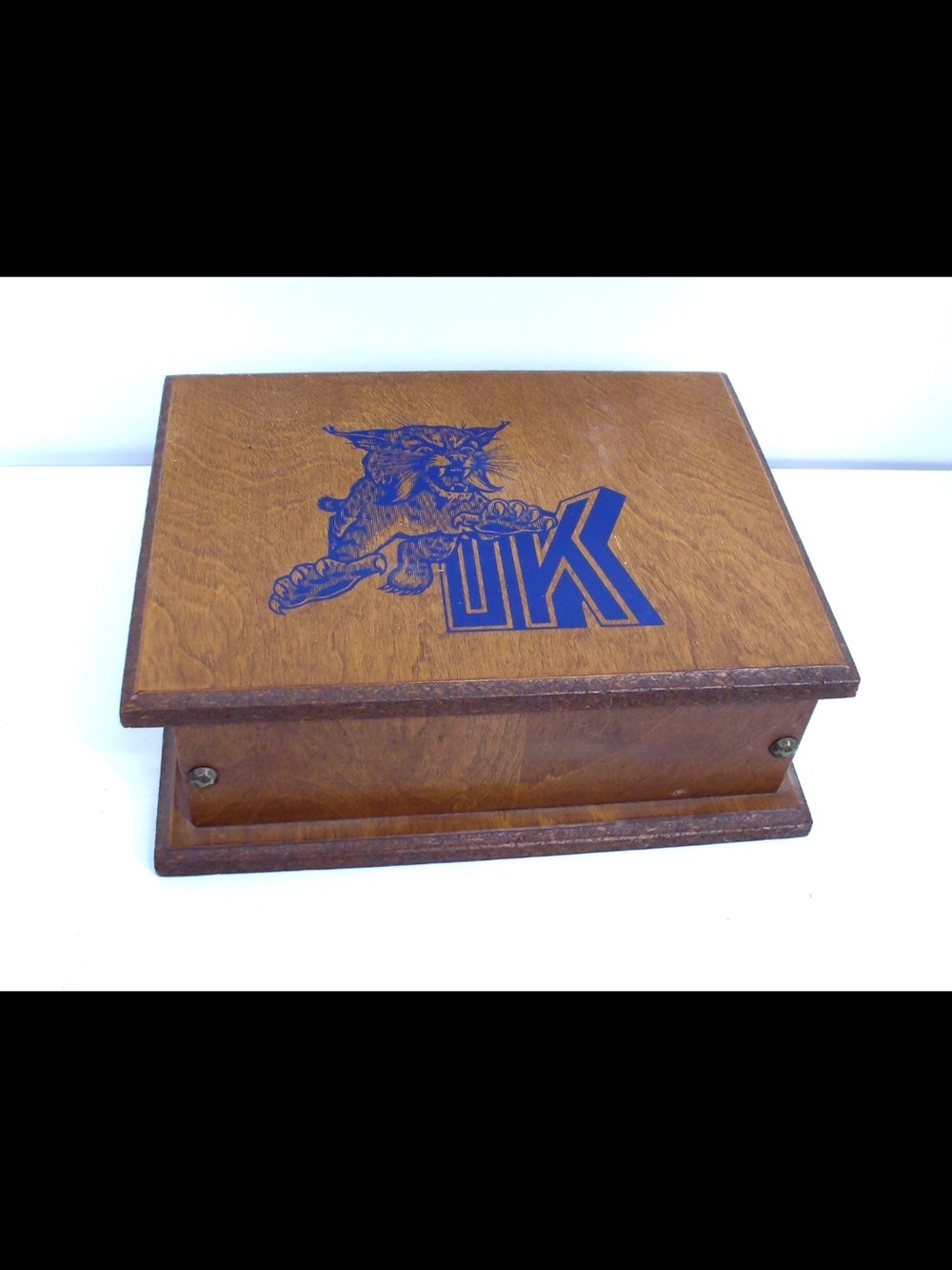 VTG KENTUCKY WILDCATS Keepsake Solid Wood Box Handmade in USA Unique Box 7x9